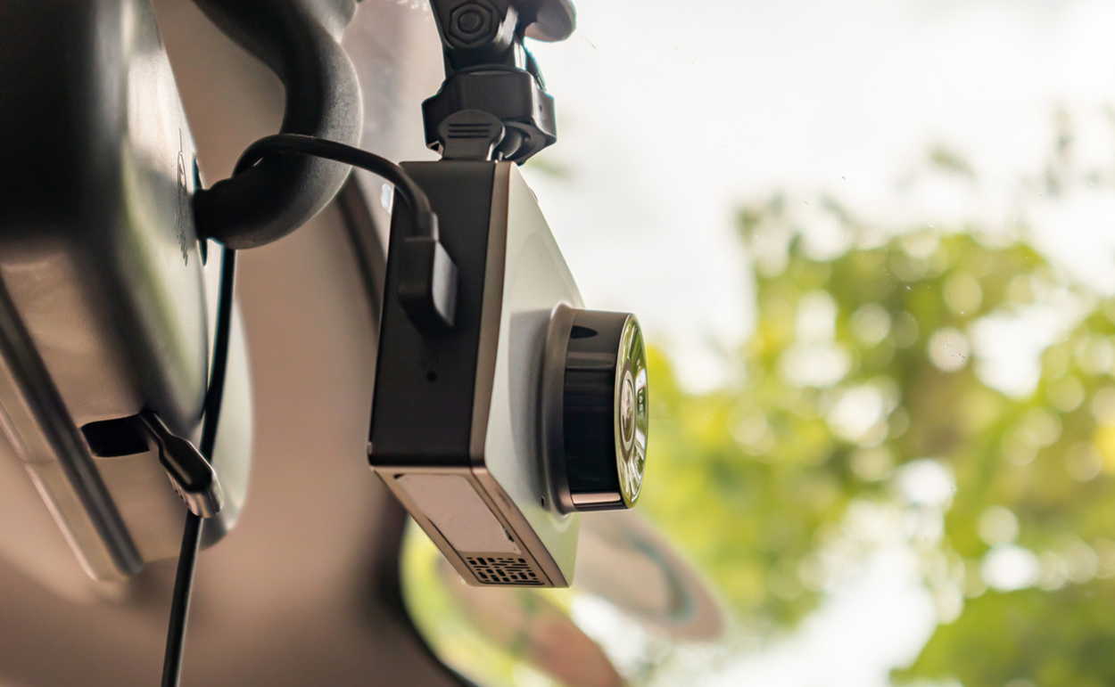 Car Essentials - Dash Cam