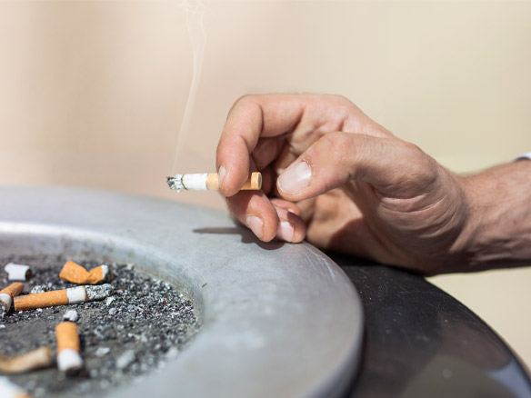 Lung Cancer in Singapore Smoking Cigarette
