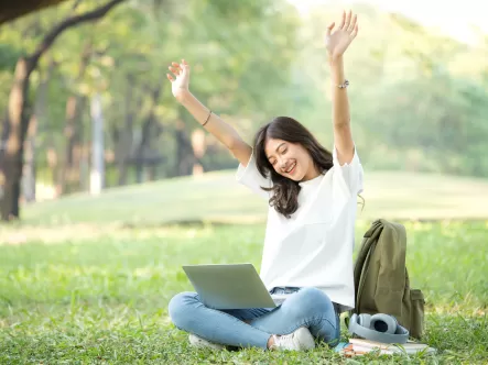 Pros and Cons of Studying Overseas for Singaporeans