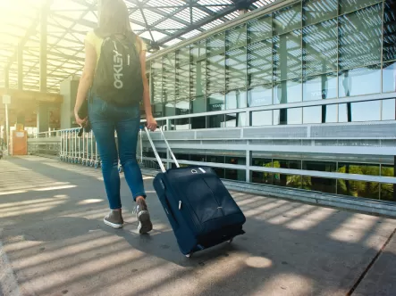 3 Singaporeans’ ways to combat homesickness while studying overseas