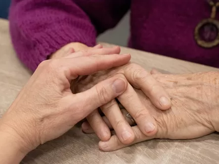 Dos and Don'ts of Supporting Someone Dealing with Cancer