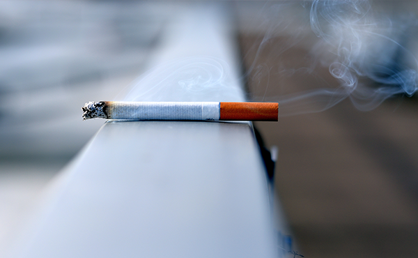 3 Singaporeans die from lunch cancer every day. A third of them are non-smokers. 